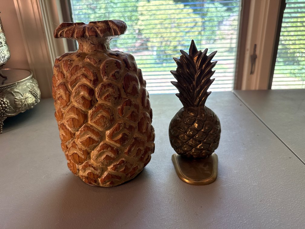 Pineapple Bookends, Handbag Desk Clock, and Decorative Items