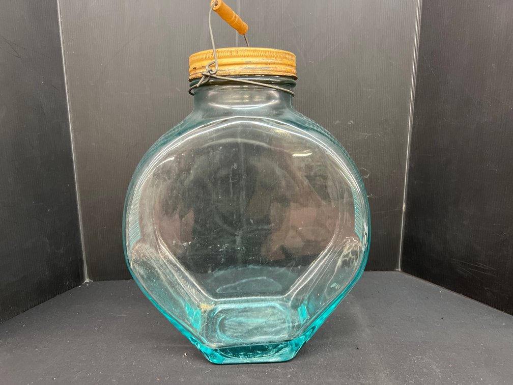 Knox Aqua Glass Jar with Bail Handle and Metal Lid