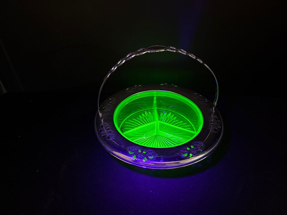 Uranium Glass Divided Dish in Metal Basket Caddy