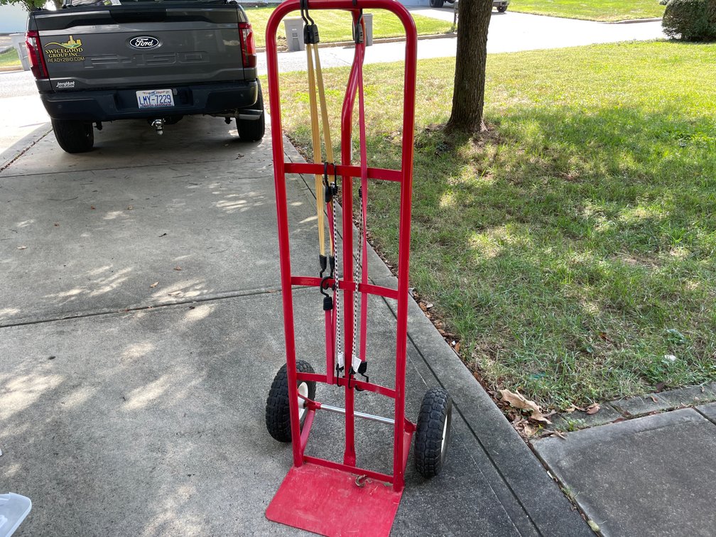 600 Lb. Capacity Tubular Steel Hand Truck