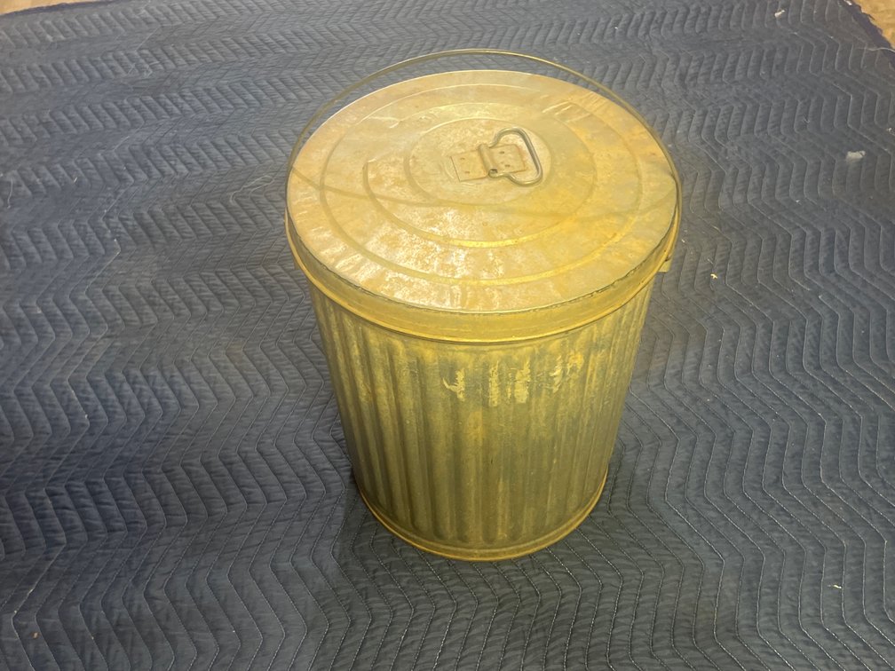 Galvanized Can with Locking Lid