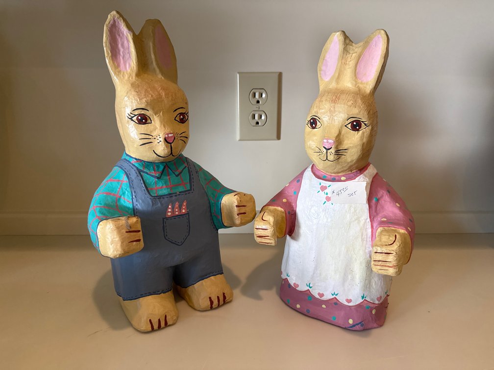 Pair ofRabbit Figurines