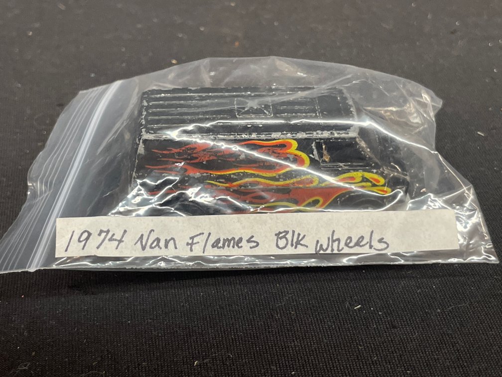 Hot Wheels Die-Cast Van with Flame Graphics