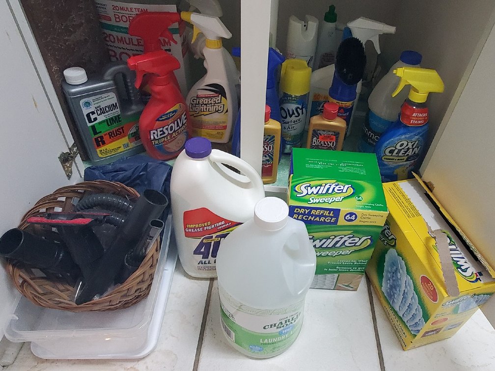 Cleaning Supplies/Vacuum Attachments