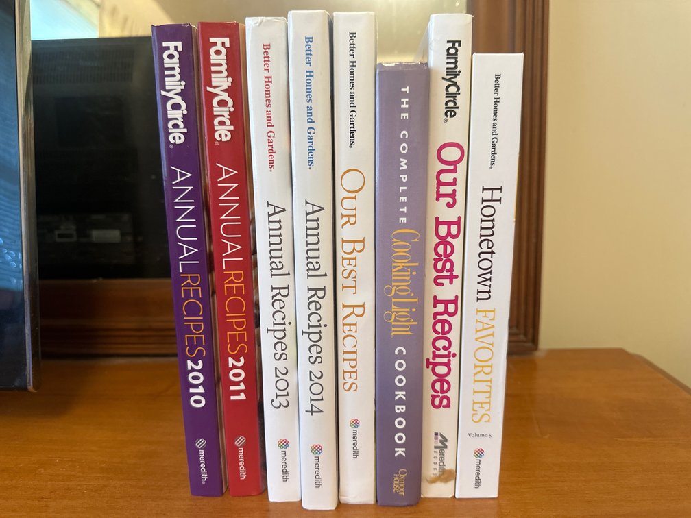 Hardcover Cookbooks & Annual Recipe Books