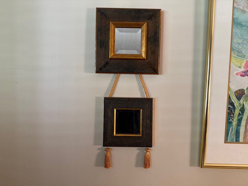 Two-Tier Hanging Square Wall decor