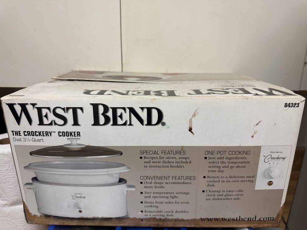 West Bend The Crockery Cooker Oval 3 1/2-Quart Slow Cooker