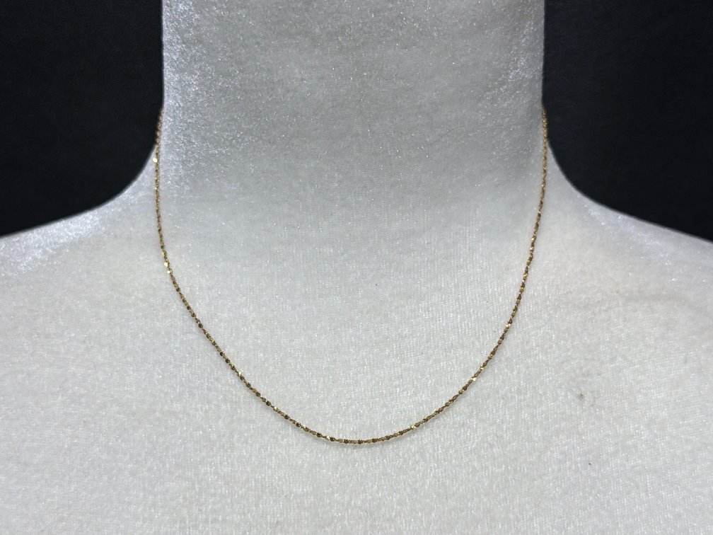 585 14kt Yellow Gold Fine Link Chain Necklace