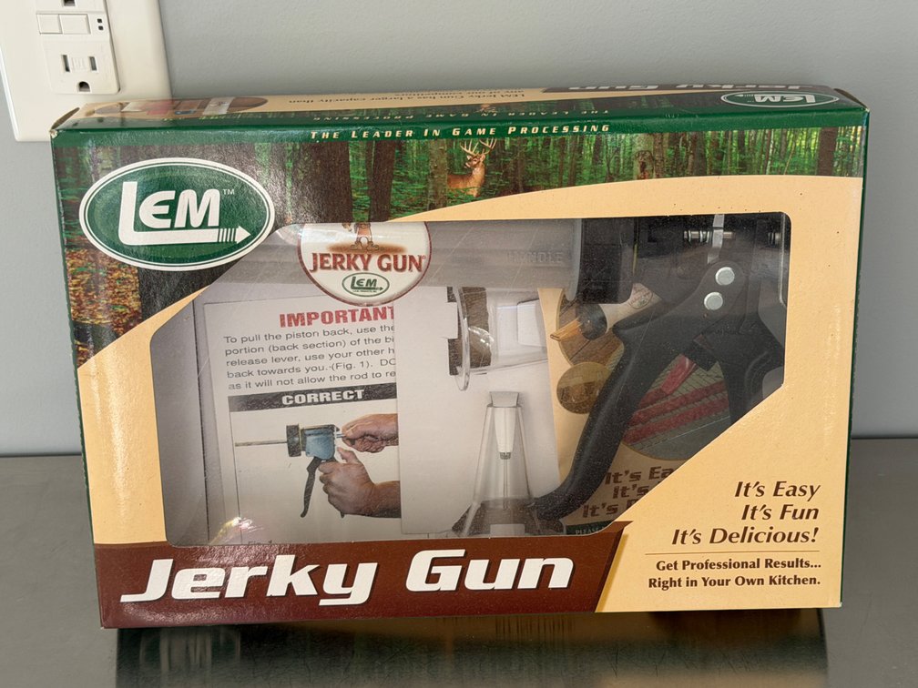 LEM 3/4 lb Capacity Jerky Gun with Attachments