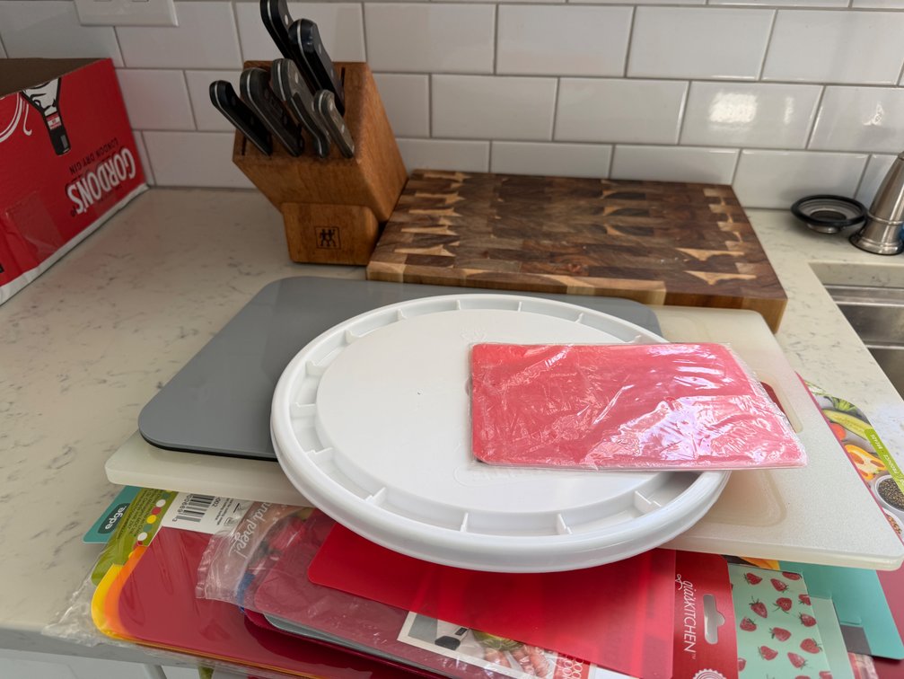 Knife Block Set, Cutting Boards, and Kitchen Accessories