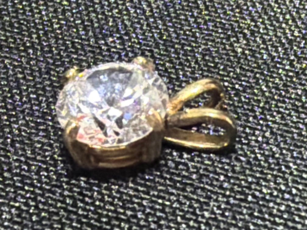 14K Yellow Gold Clear Stone Solitaire Pendant