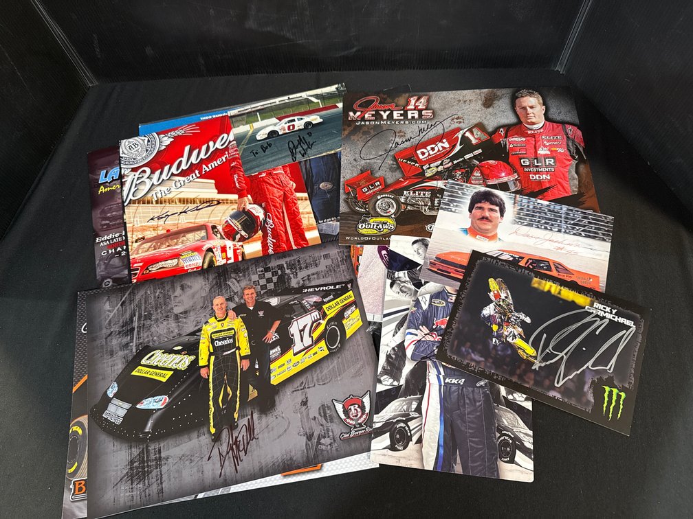 Autographed Motorsport Hero Cards, Photos, and Magazine