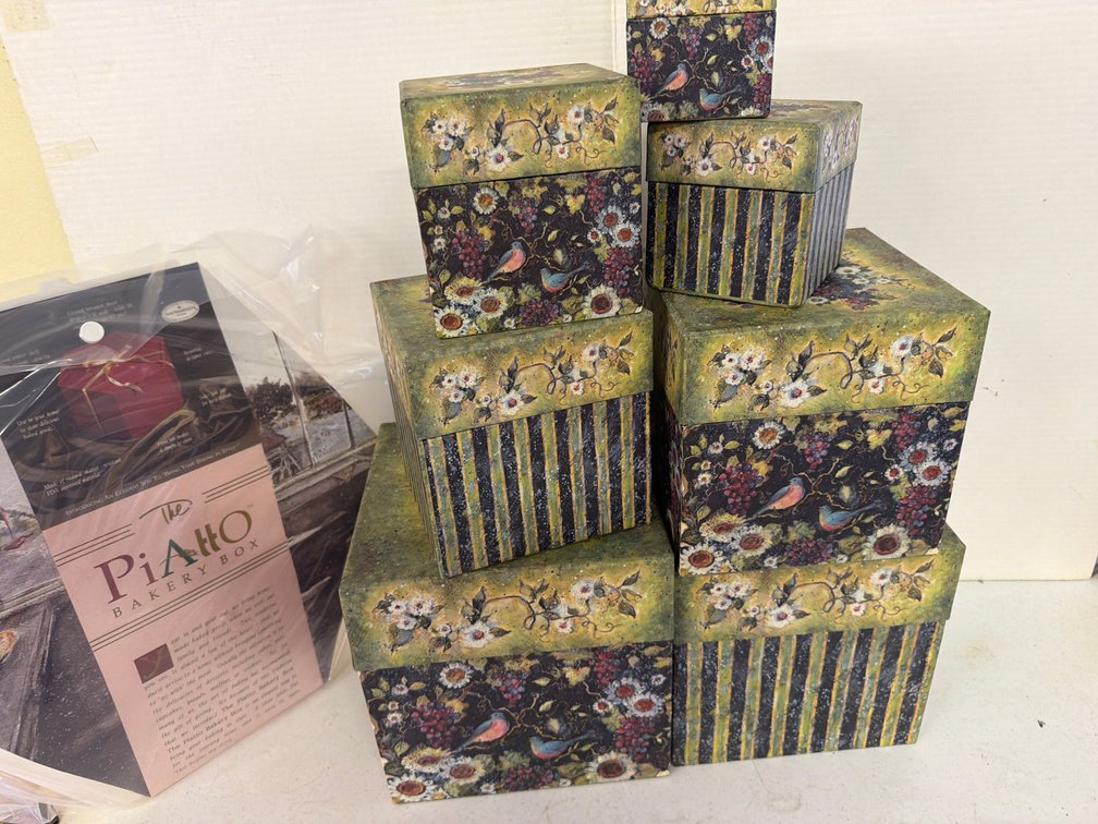Nesting Decorative Gift Boxes and Collapsible Bakery Box