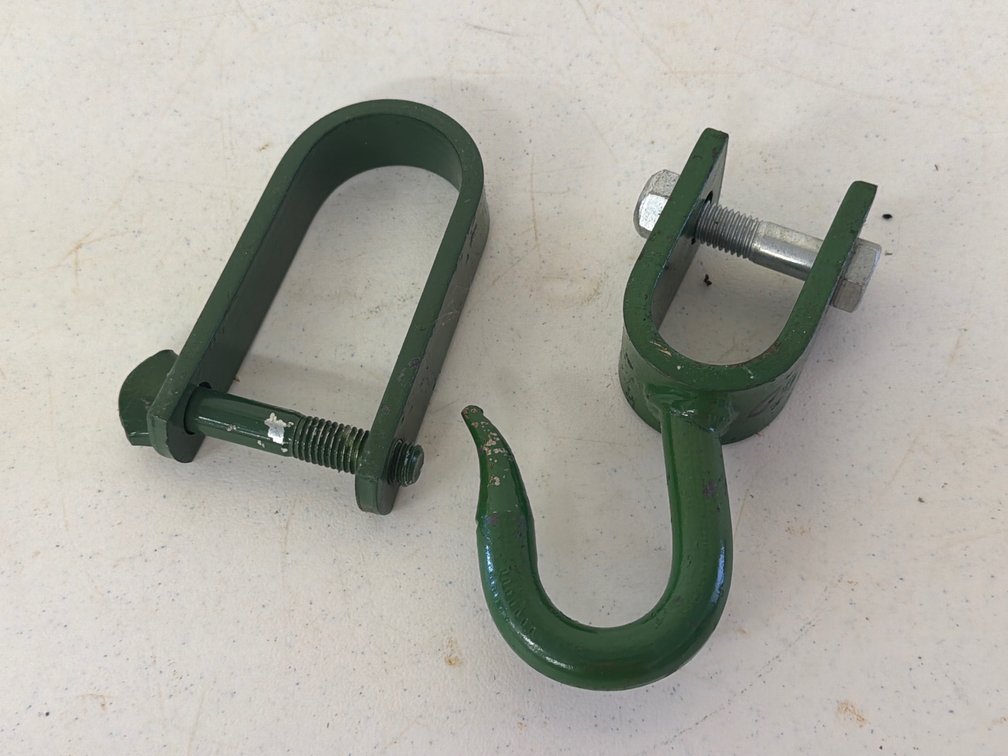 Green Painted Steel Clevis Brackets with Hook