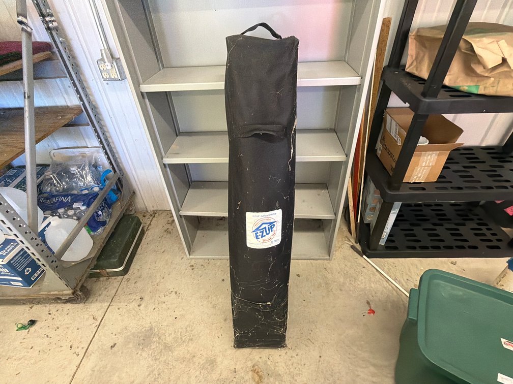 E-Z UP Original Shade Instant Shelter Canopy with Carry Bag