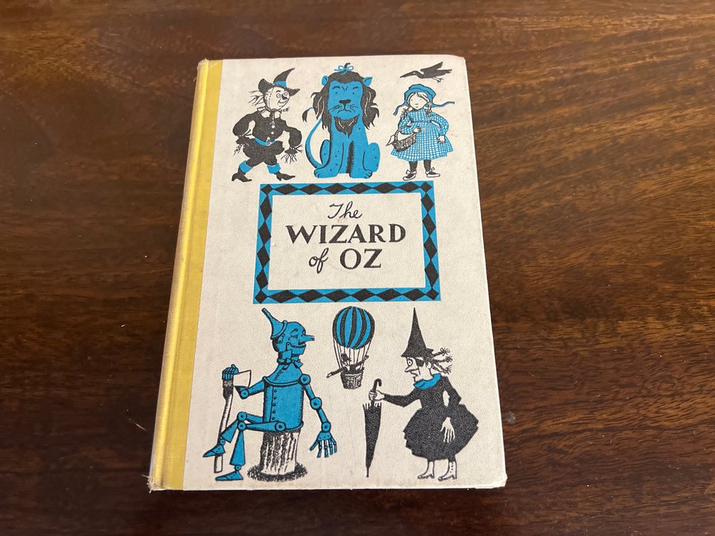 The Wizard of Oz Hardcover Book, Junior Deluxe Editions
