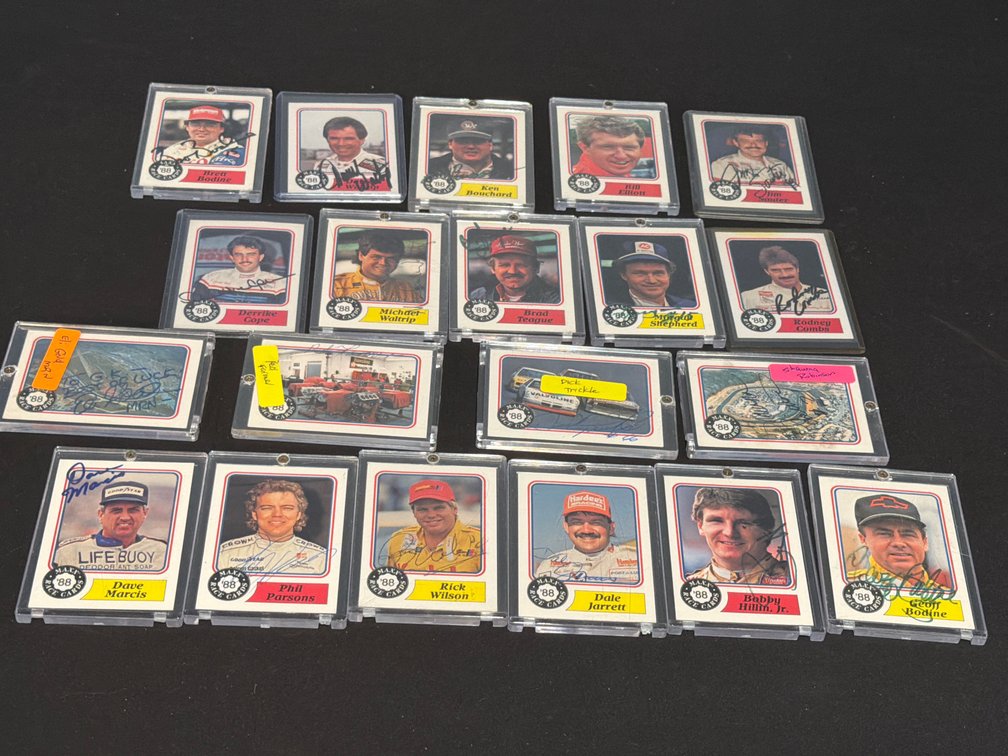 Maxx '88 Race Cards Autographed NASCAR Trading Cards