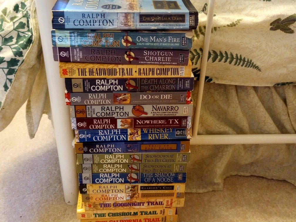 Ralph Compton Paperback
