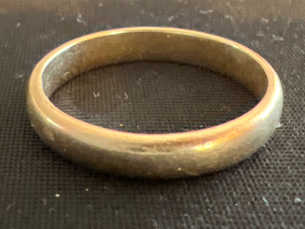 14K Yellow Gold Rounded Band Ring