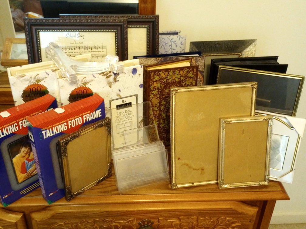 Photo Frames/Albums
