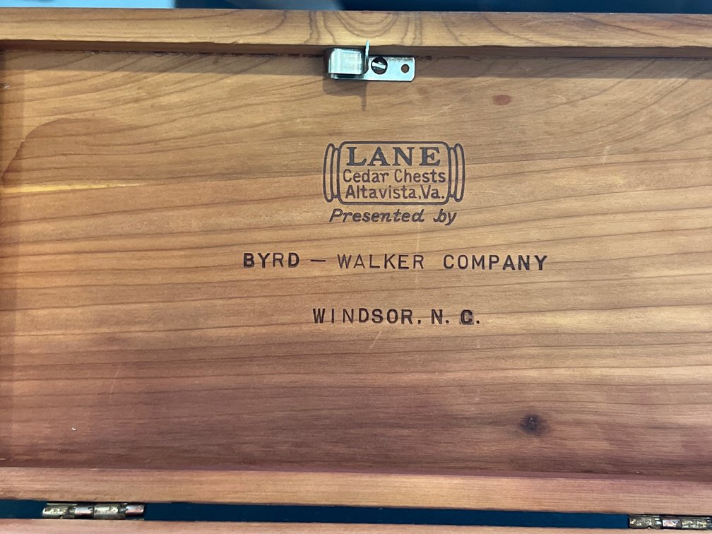 Lane Miniature Cedar Chest Keepsake Box