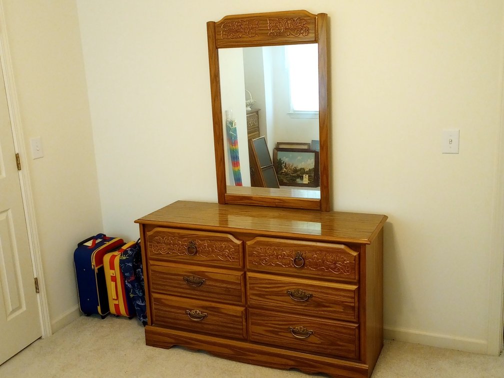 Dresser