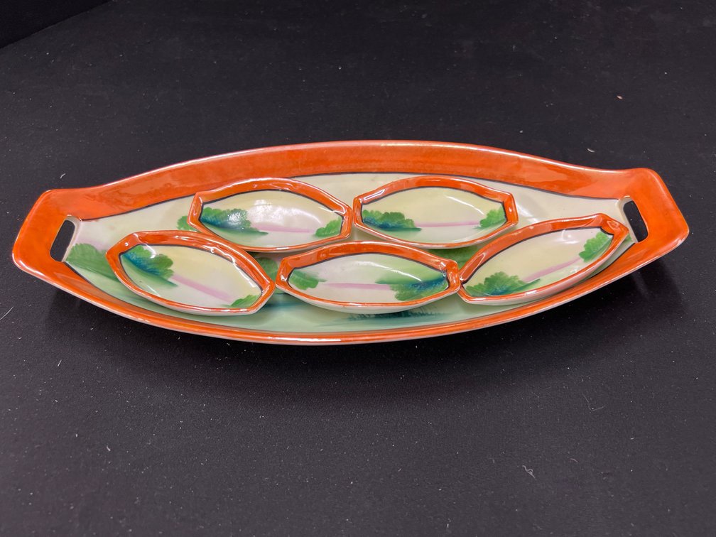Chikaramachi Hand-Painted Porcelain Tray Set