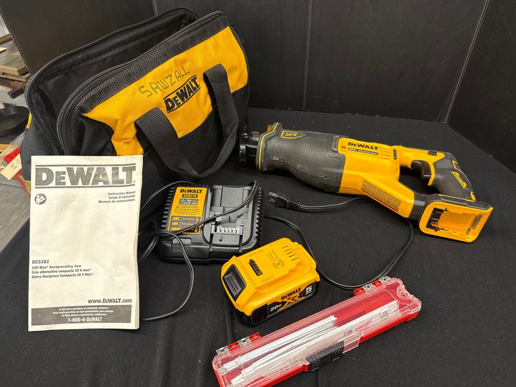DeWalt 20V Brushless Reciprocating Saw