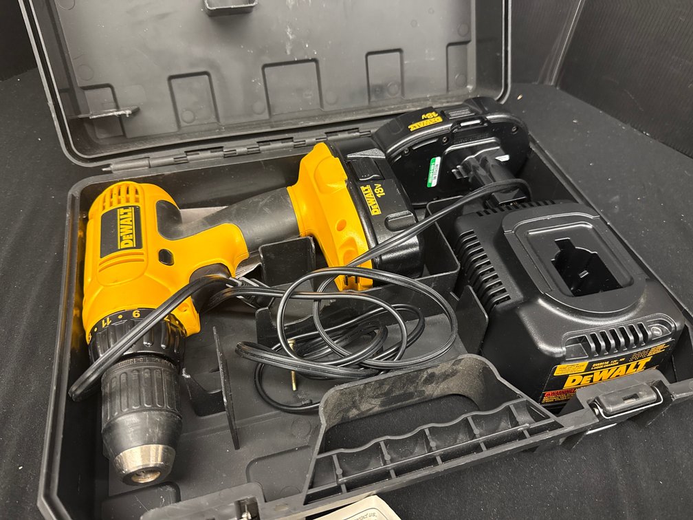 DeWalt 18V Cordless Drill