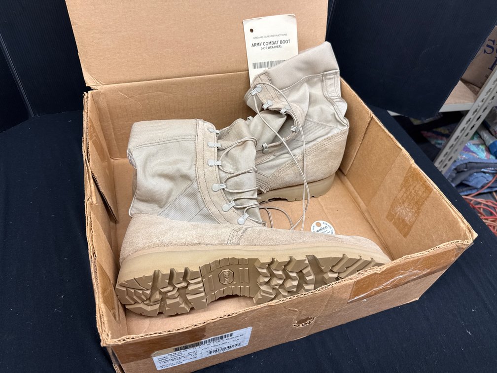 Wellco Army Combat Boots