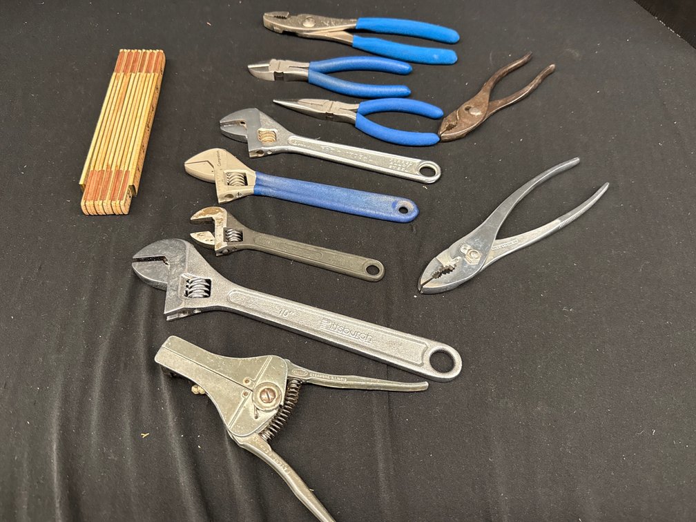 Wrenches/Pliers