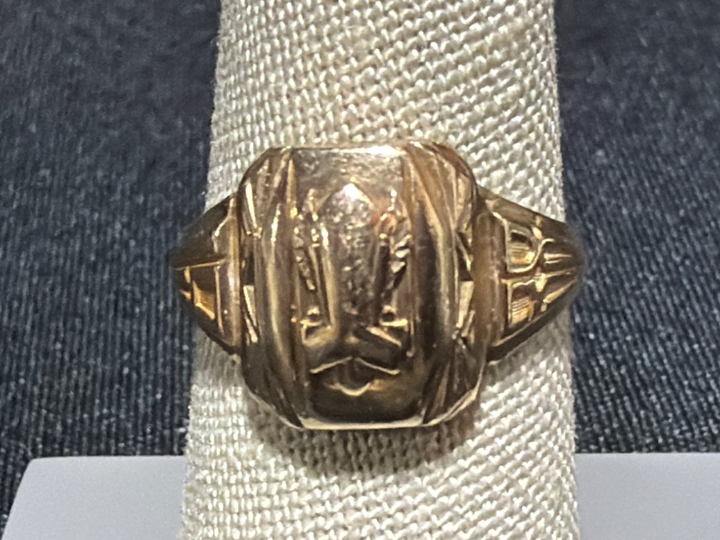 10Kt Yellow Gold-Tone Engraved Signet Ring