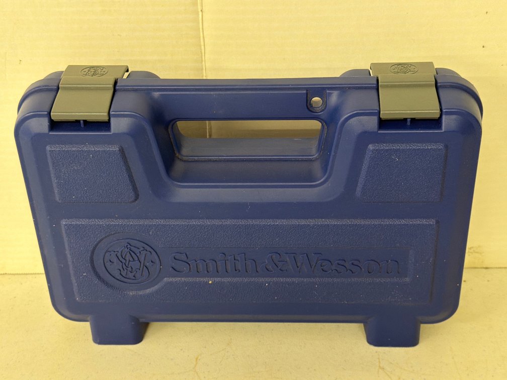 Smith & Wesson Molded Plastic Handgun Case
