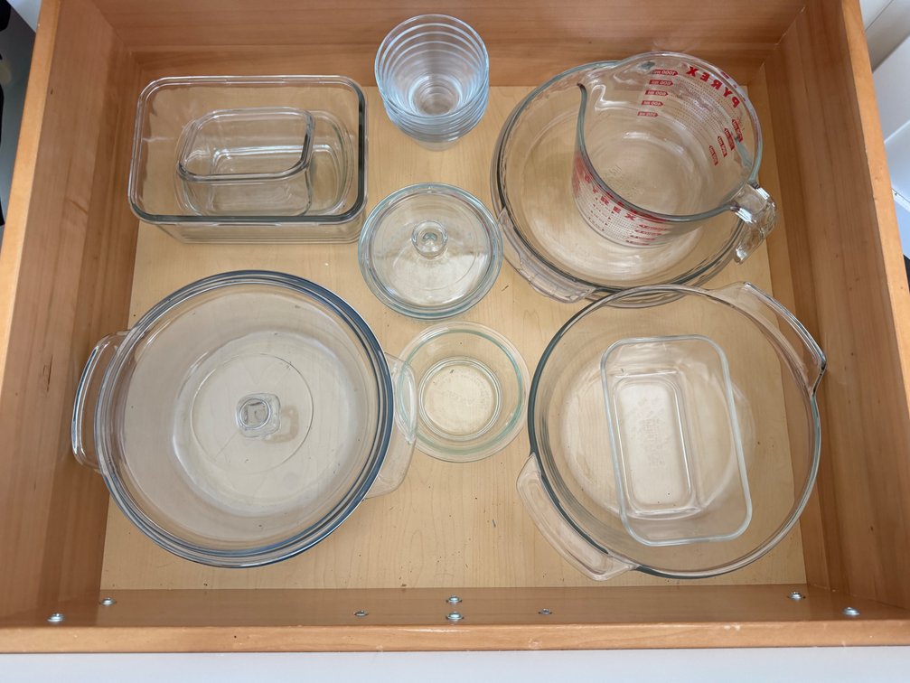 Clear Glass Bakeware, Casseroles, and Measuring Cup