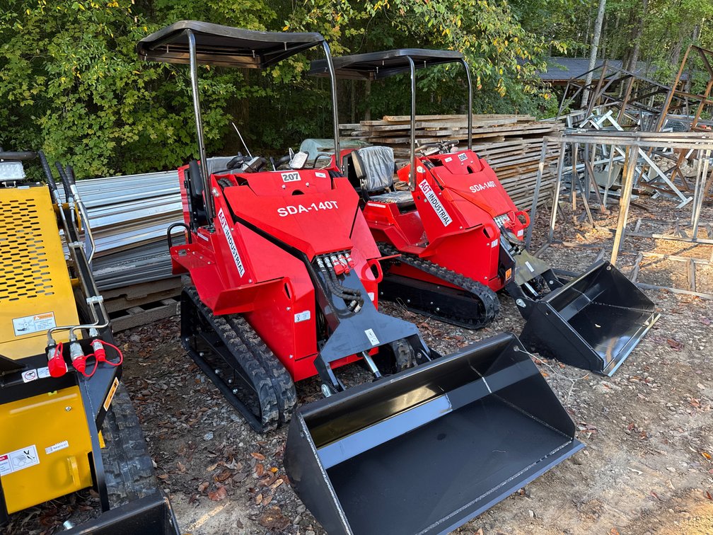 SDA-140T Crawler Loader