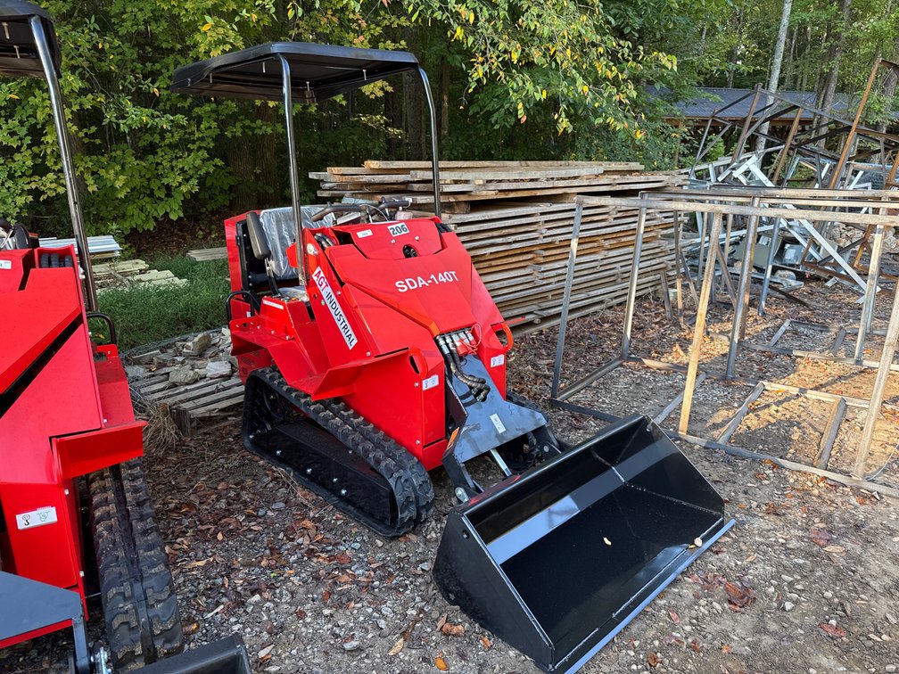 SDA-140T Crawler Loader
