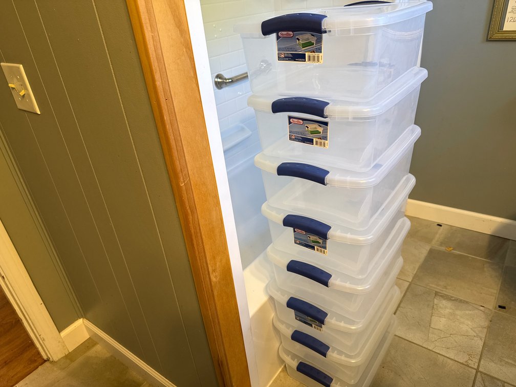 Sterilite 15 Qt Clear Plastic Latching Storage Boxes
