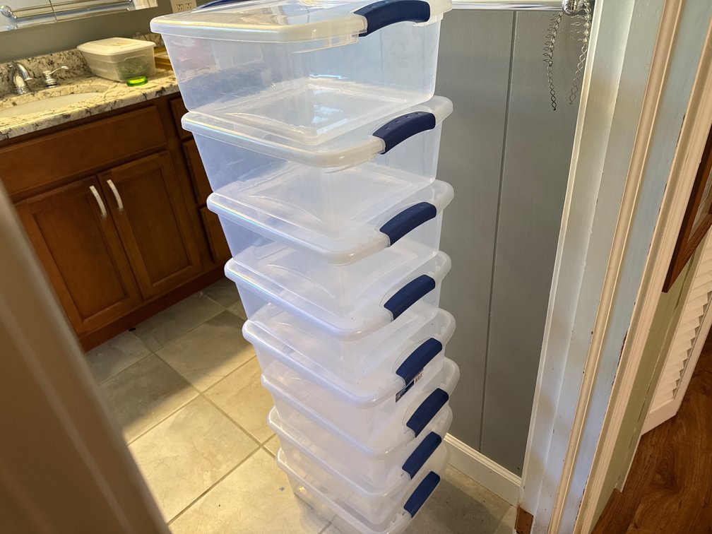 Sterilite 1924 15 Qt. Clear Plastic Storage Boxes