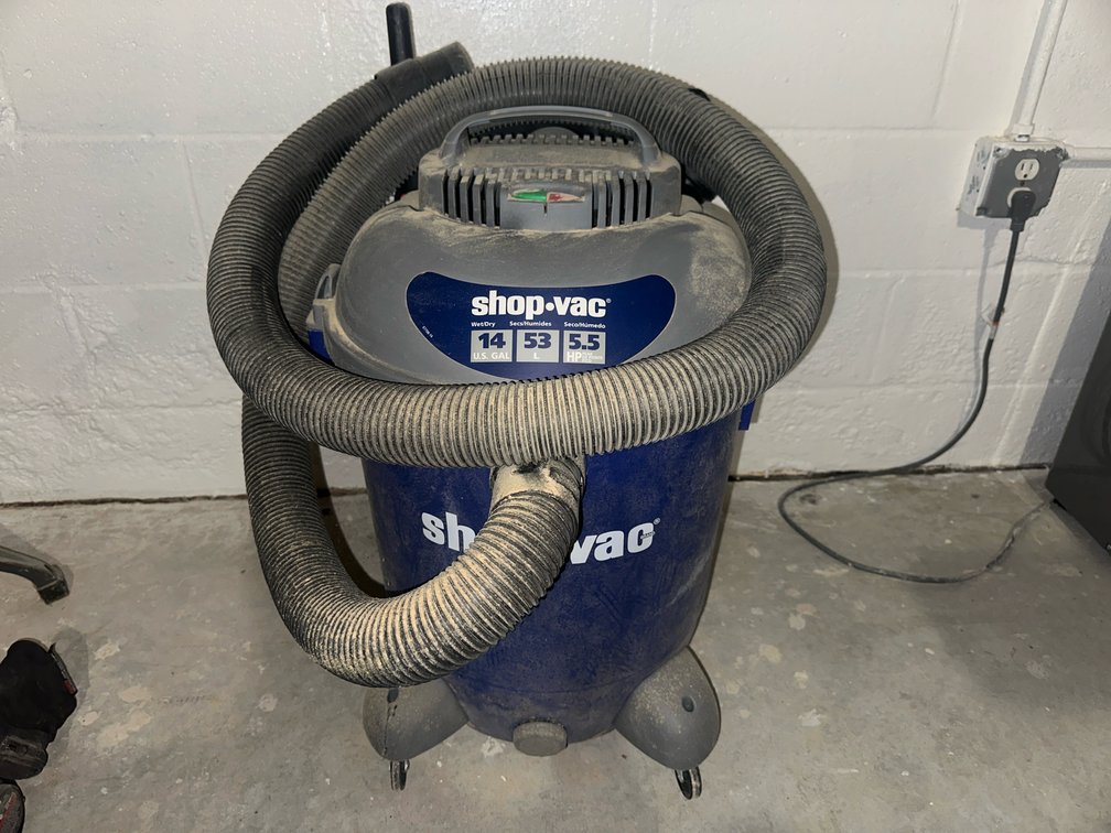Shop-Vac 14-Gallon 5.5 Peak HP Wet/Dry Vacuum