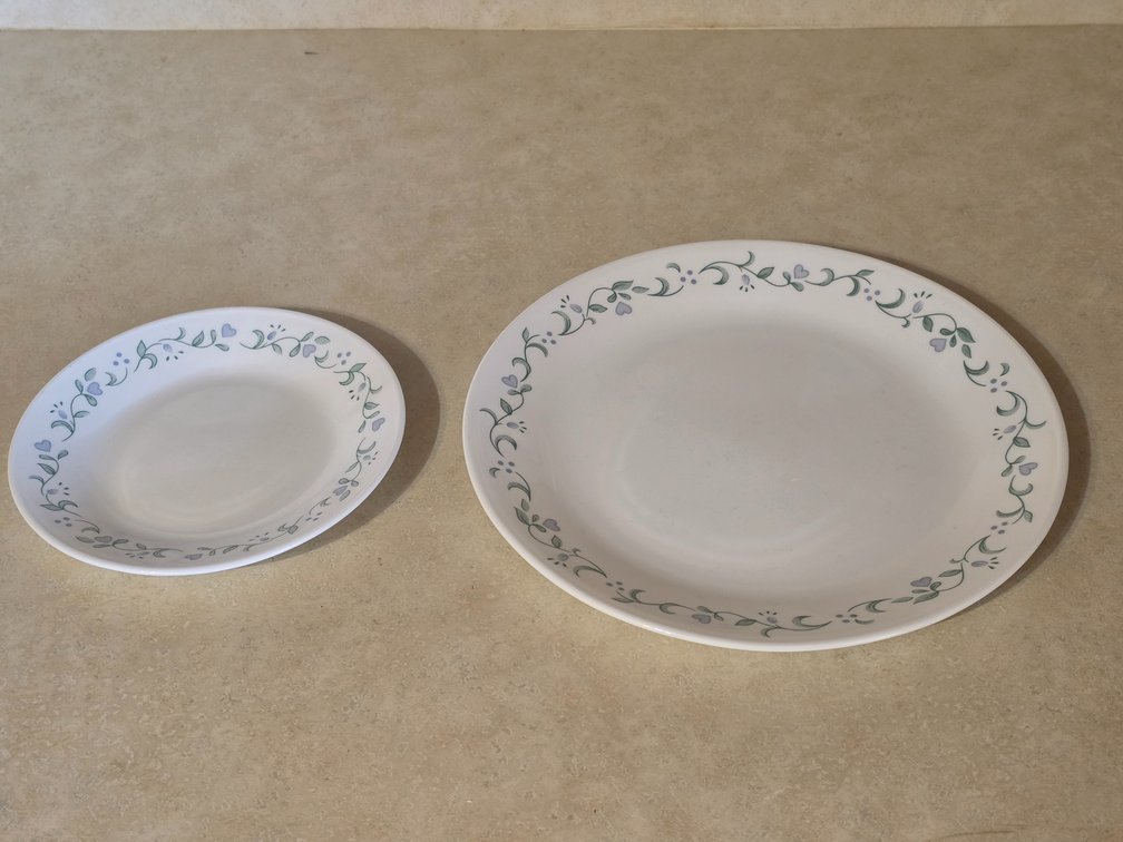 Corelle/Stoneware Plates