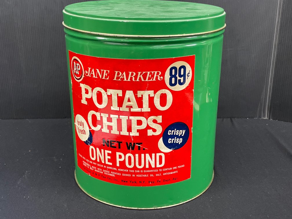 A&P Jane Parker Potato Chip One-Pound Tin with Lid