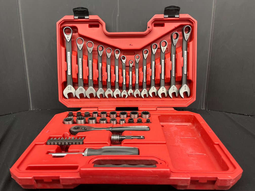 Craftsman Mechanics Tool Set in Molded Case