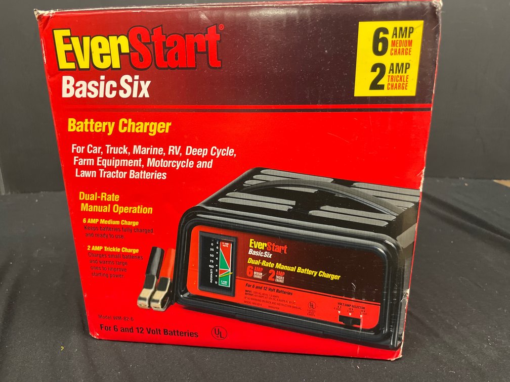 EverStart Basic Six WM-82-6 Dual-Rate Battery Charger