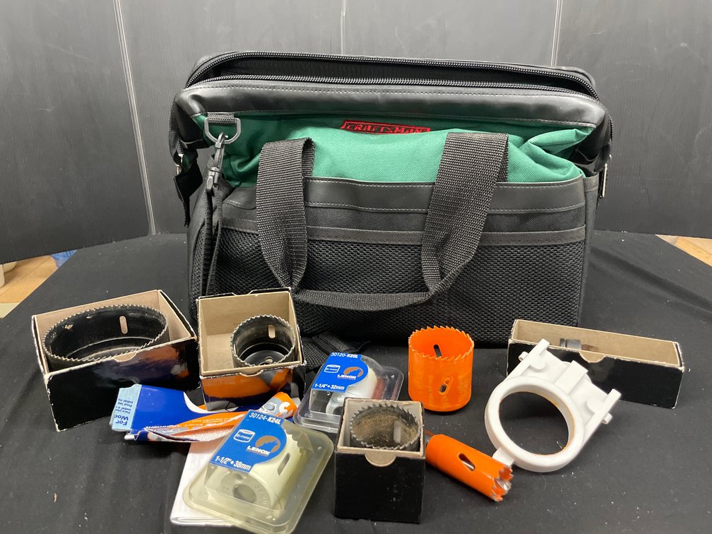 Hole Saws, Arbor, Hole Saw Guide, and Tool Bag