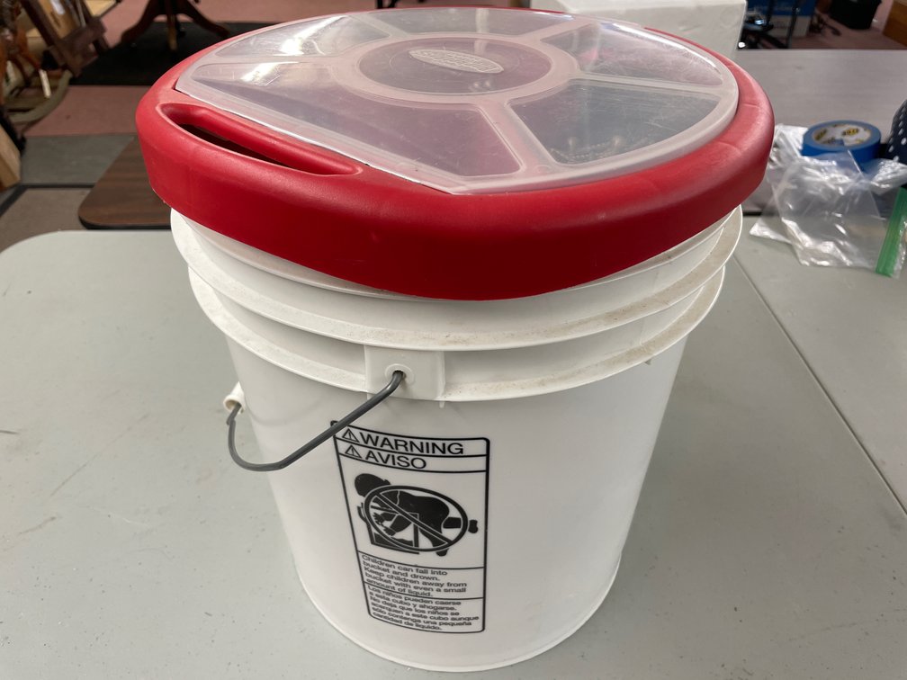 Utility Bucket with Bucket Organizers and Fasteners