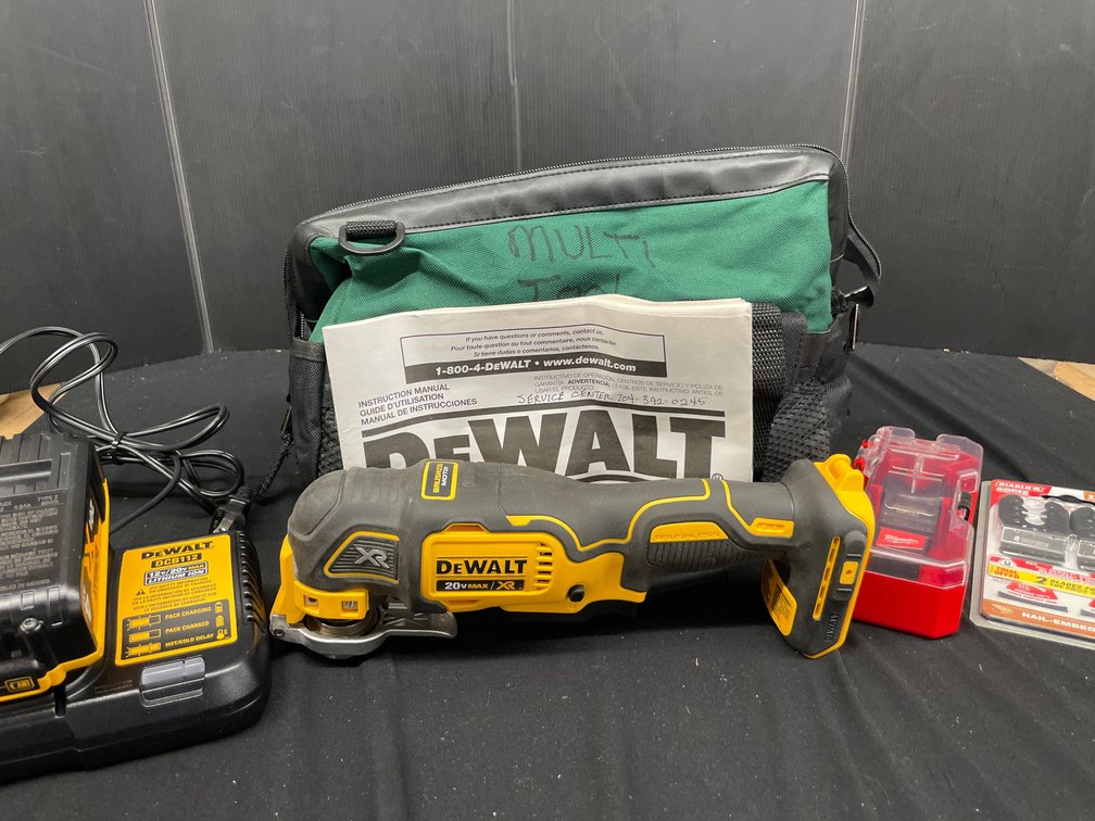 DeWalt DCS355 20V MAX XR Cordless Oscillating Multi-Tool