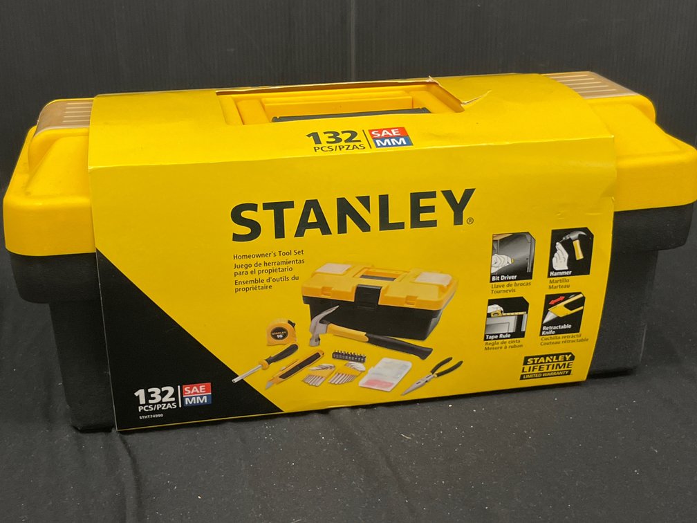 Stanley STHT74990 132-Piece Homeowner's Tool Set