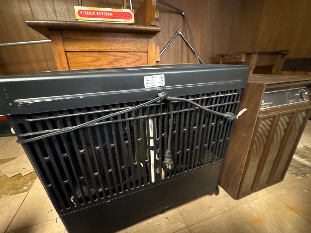Console Evaporative Humidifier and Dehumidifier