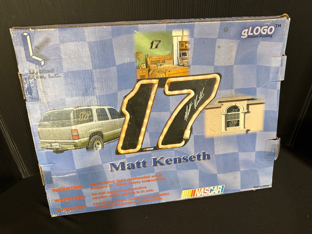 Lighted Logos gLOGO NASCAR Matt Kenseth #17 Lighted Sign