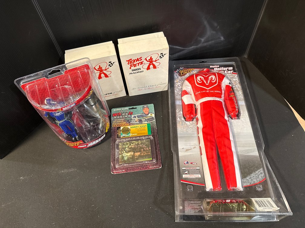 NASCAR Die-Cast Sets, Action Figure, and Collector Cards